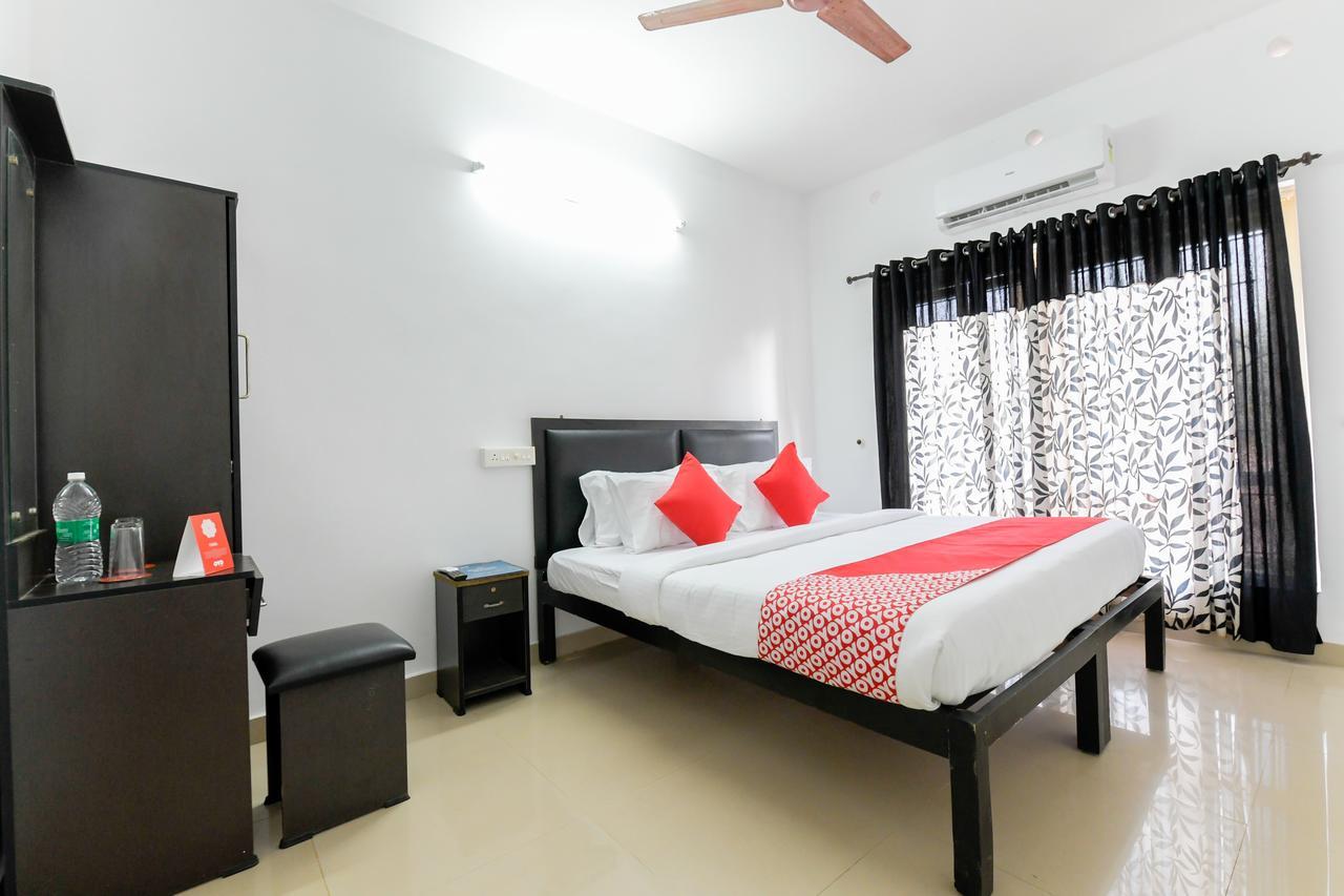 Oyo 11891 Amare Beach Resorts Alappuzha Bagian luar foto