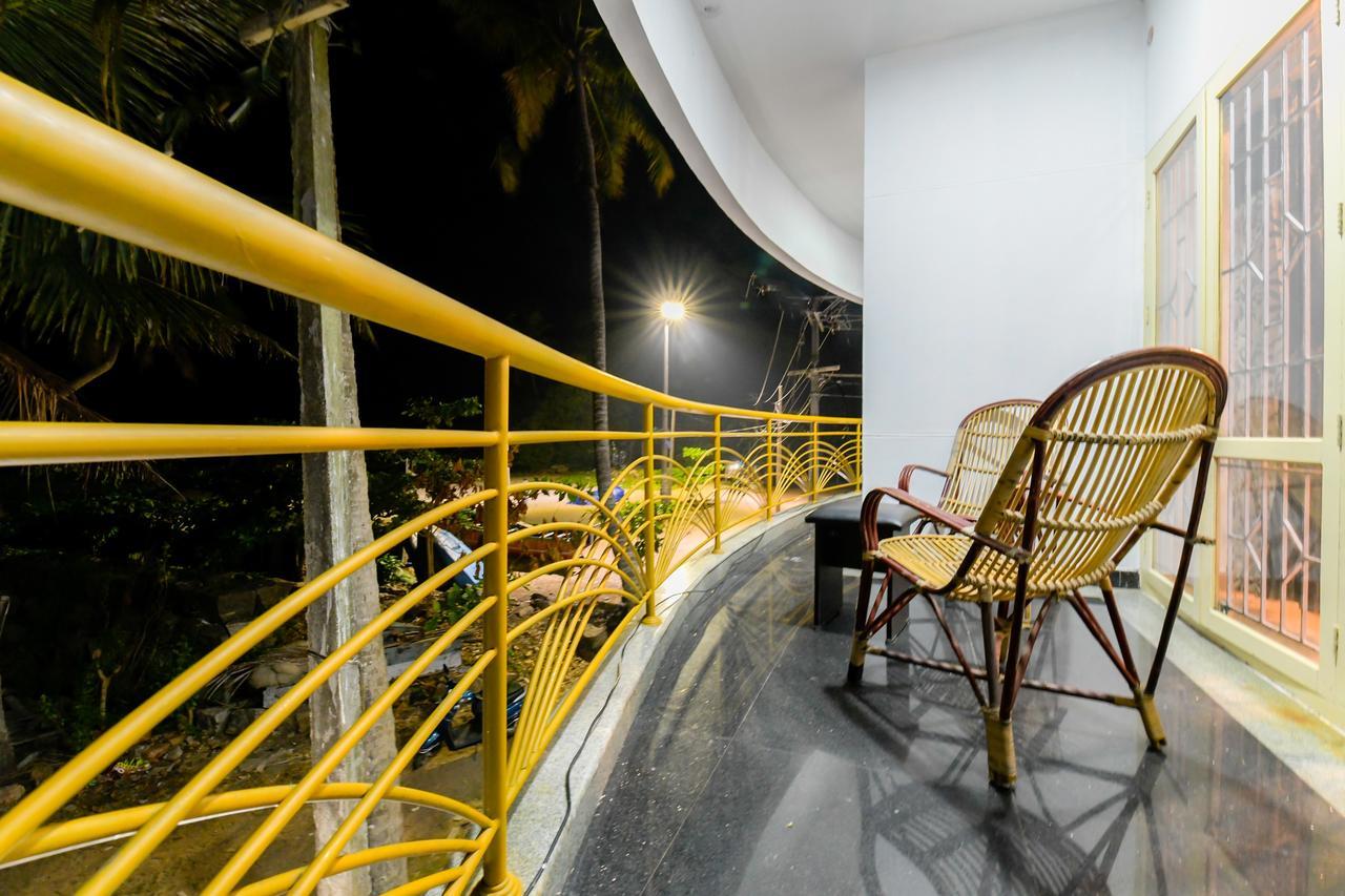 Oyo 11891 Amare Beach Resorts Alappuzha Bagian luar foto