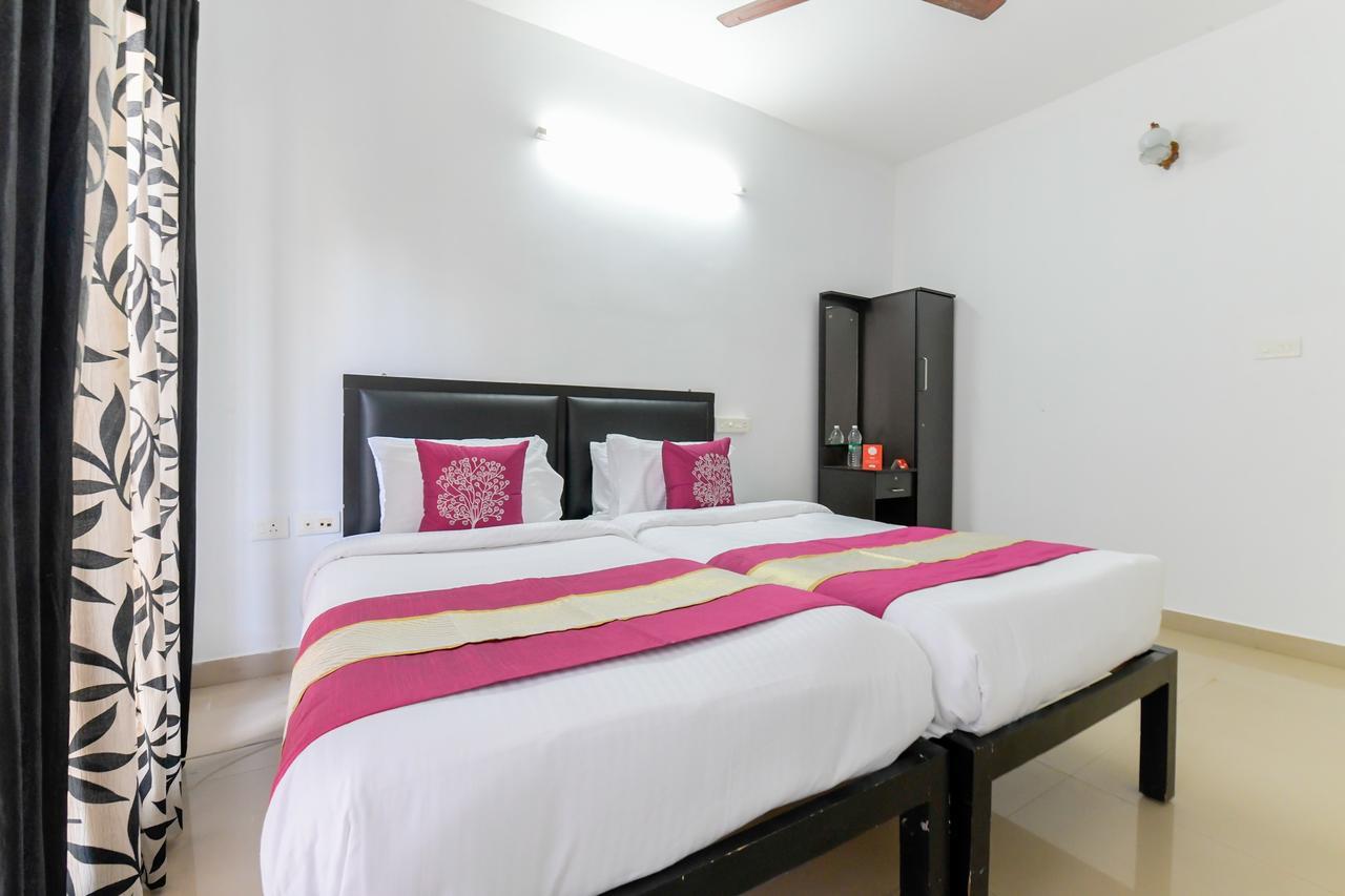 Oyo 11891 Amare Beach Resorts Alappuzha Bagian luar foto